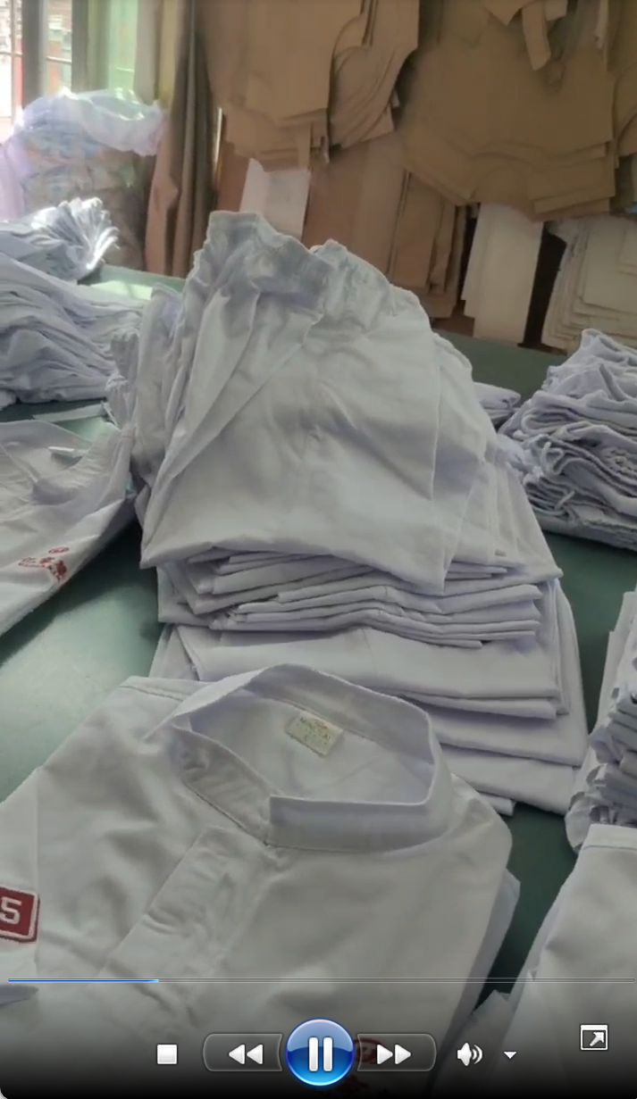 銘利工作服生產(chǎn)中